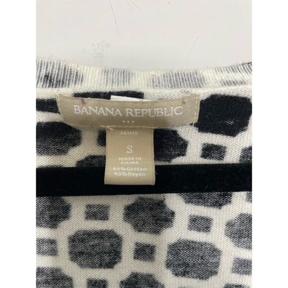 Banana‎ Republic Cardigan Sweater Buttoned Knit Geometric Print Black White SP - Picture 6 of 10